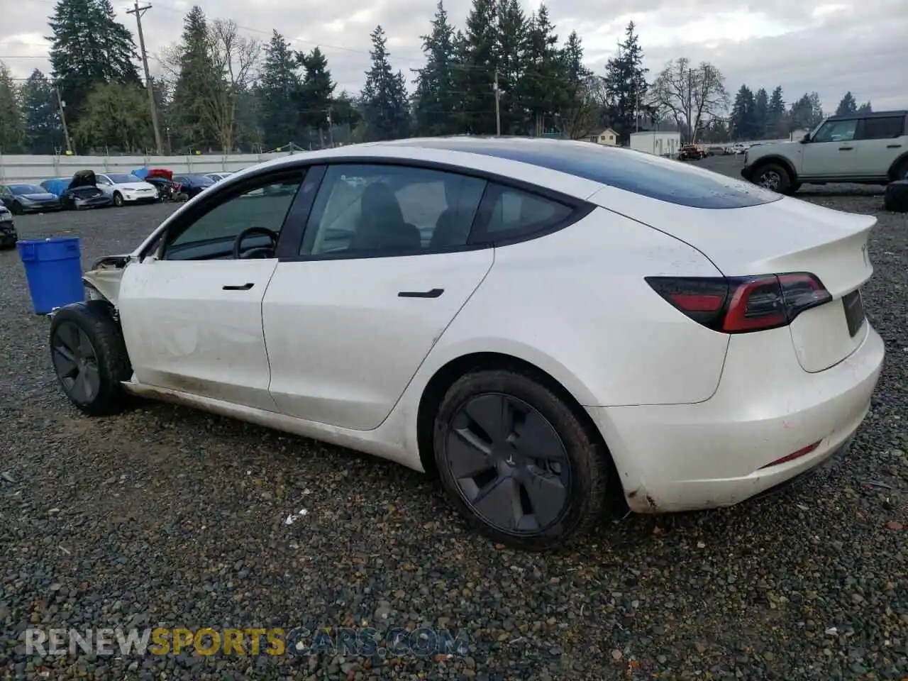 2 Photograph of a damaged car 5YJ3E1EA2PF609155 TESLA MODEL 3 2023