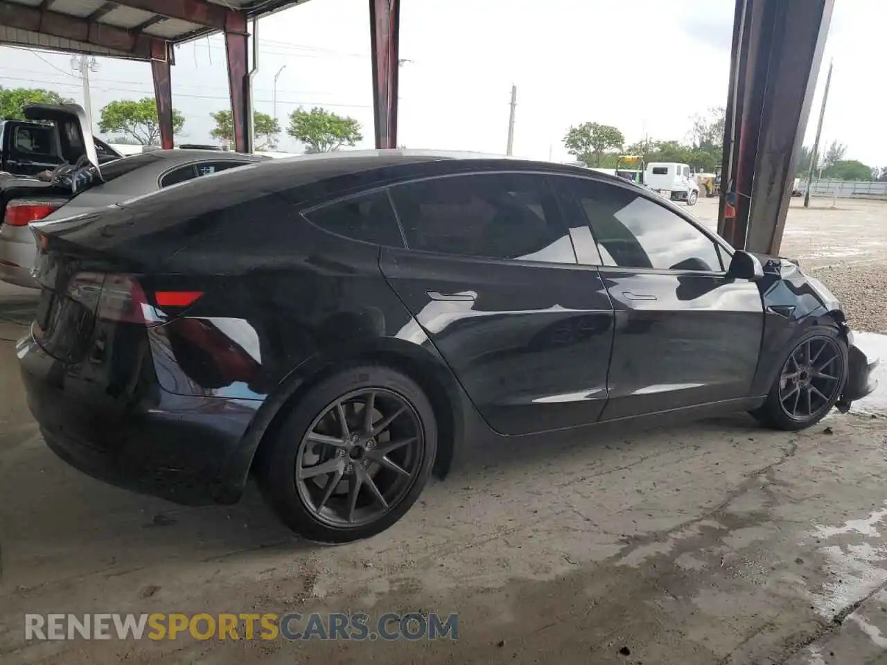 3 Photograph of a damaged car 5YJ3E1EA2PF649476 TESLA MODEL 3 2023
