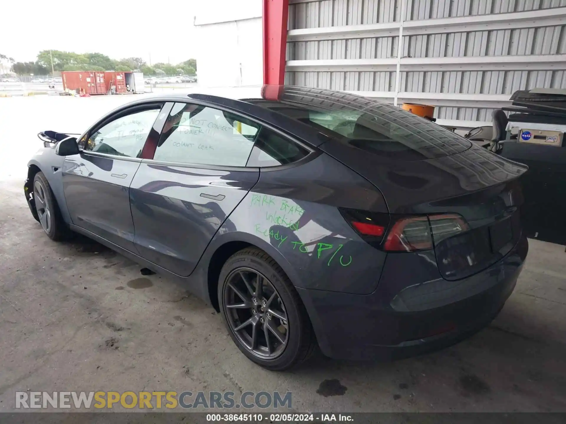 3 Photograph of a damaged car 5YJ3E1EA2PF651177 TESLA MODEL 3 2023