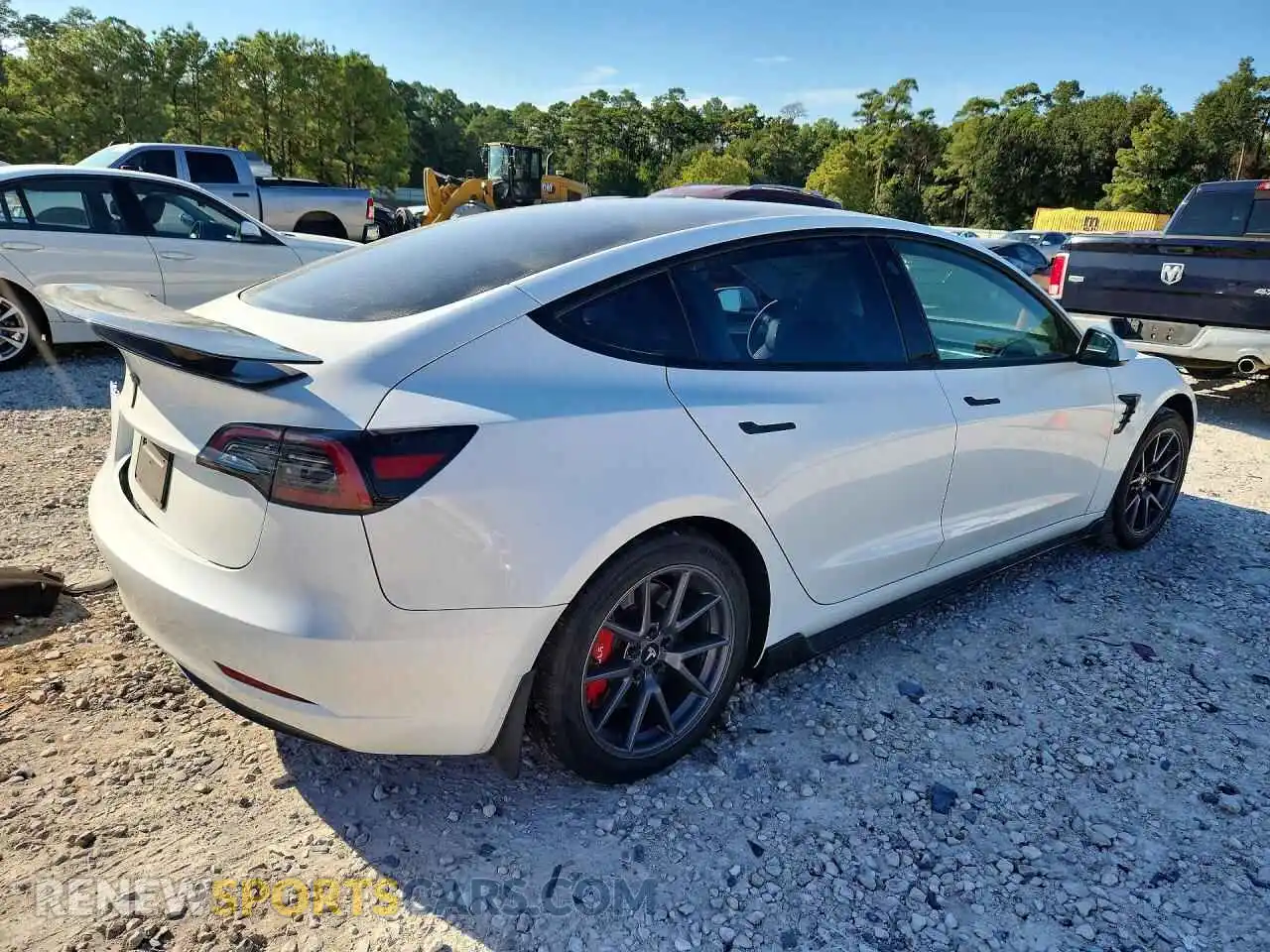 3 fotografías del automóvil dañado 5YJ3E1EA2PF653561 TESLA MODEL 3 2023