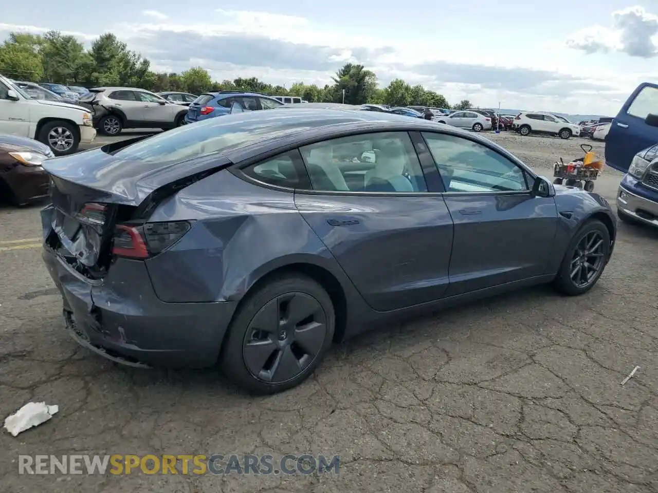 3 Photograph of a damaged car 5YJ3E1EA2PF704301 TESLA MODEL 3 2023