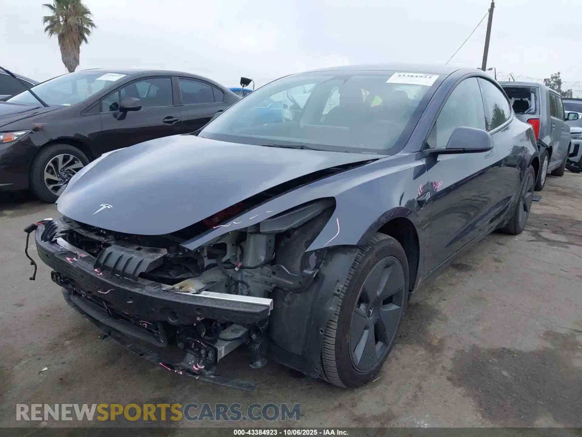 2 Photograph of a damaged car 5YJ3E1EA2PF713936 TESLA MODEL 3 2023