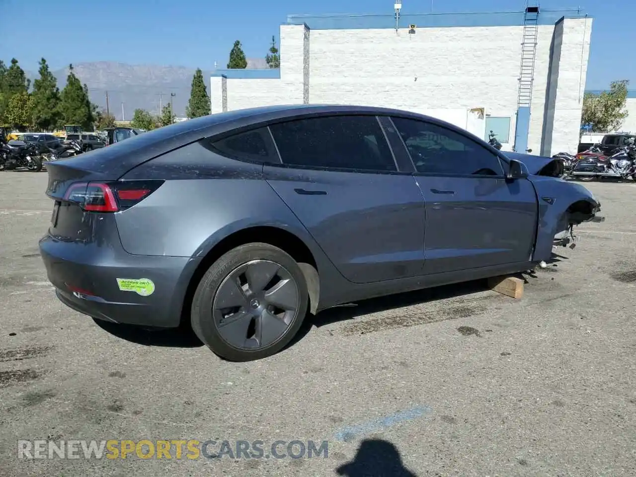 3 Фотография поврежденного автомобиля 5YJ3E1EA3PF438075 TESLA MODEL 3 2023