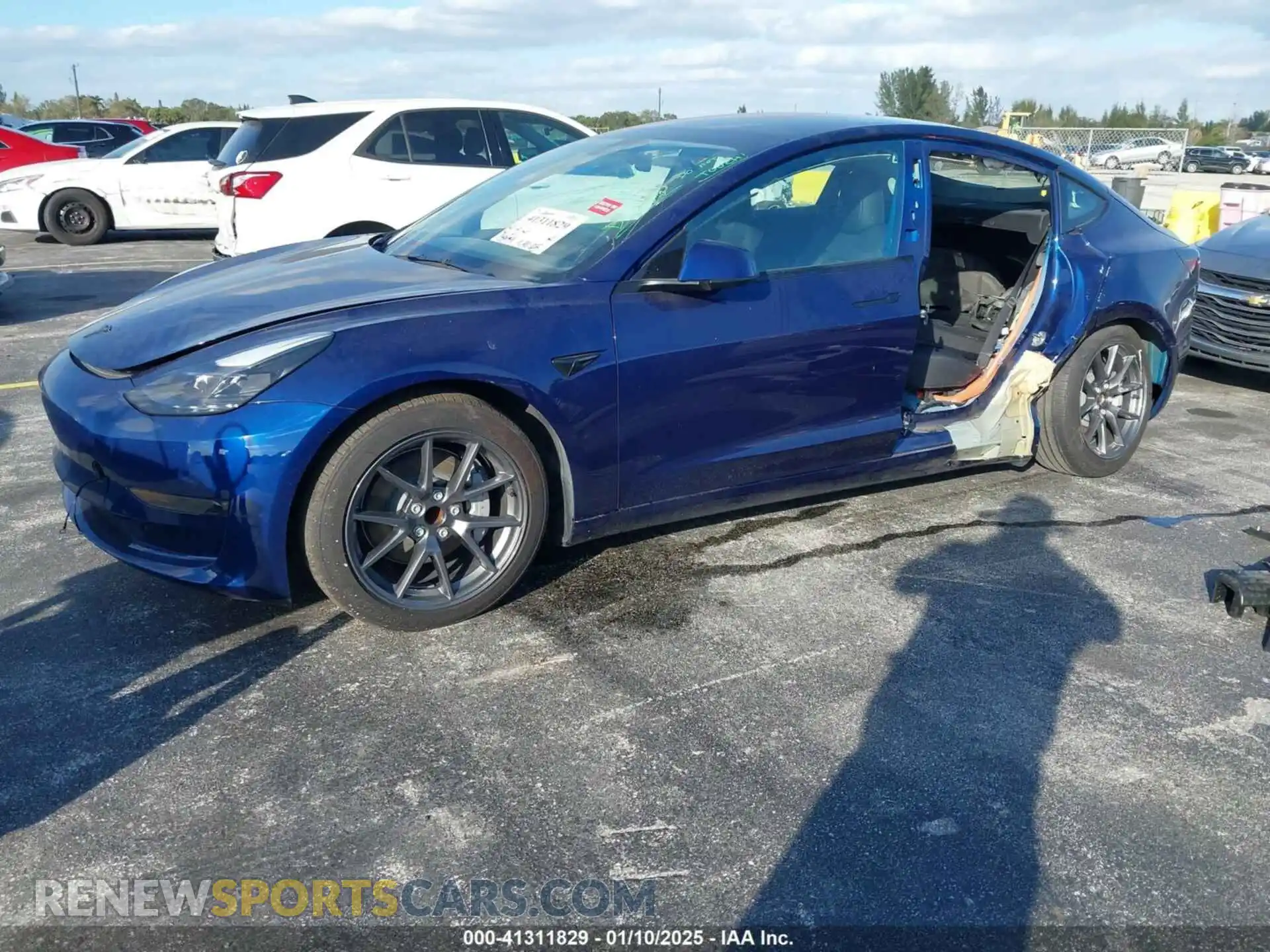 2 Photograph of a damaged car 5YJ3E1EA3PF564436 TESLA MODEL 3 2023