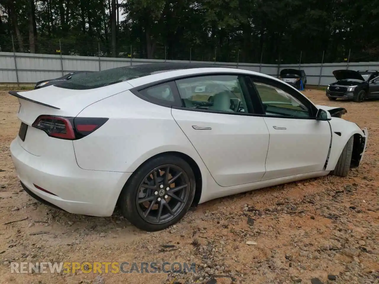 3 Photograph of a damaged car 5YJ3E1EA3PF569085 TESLA MODEL 3 2023