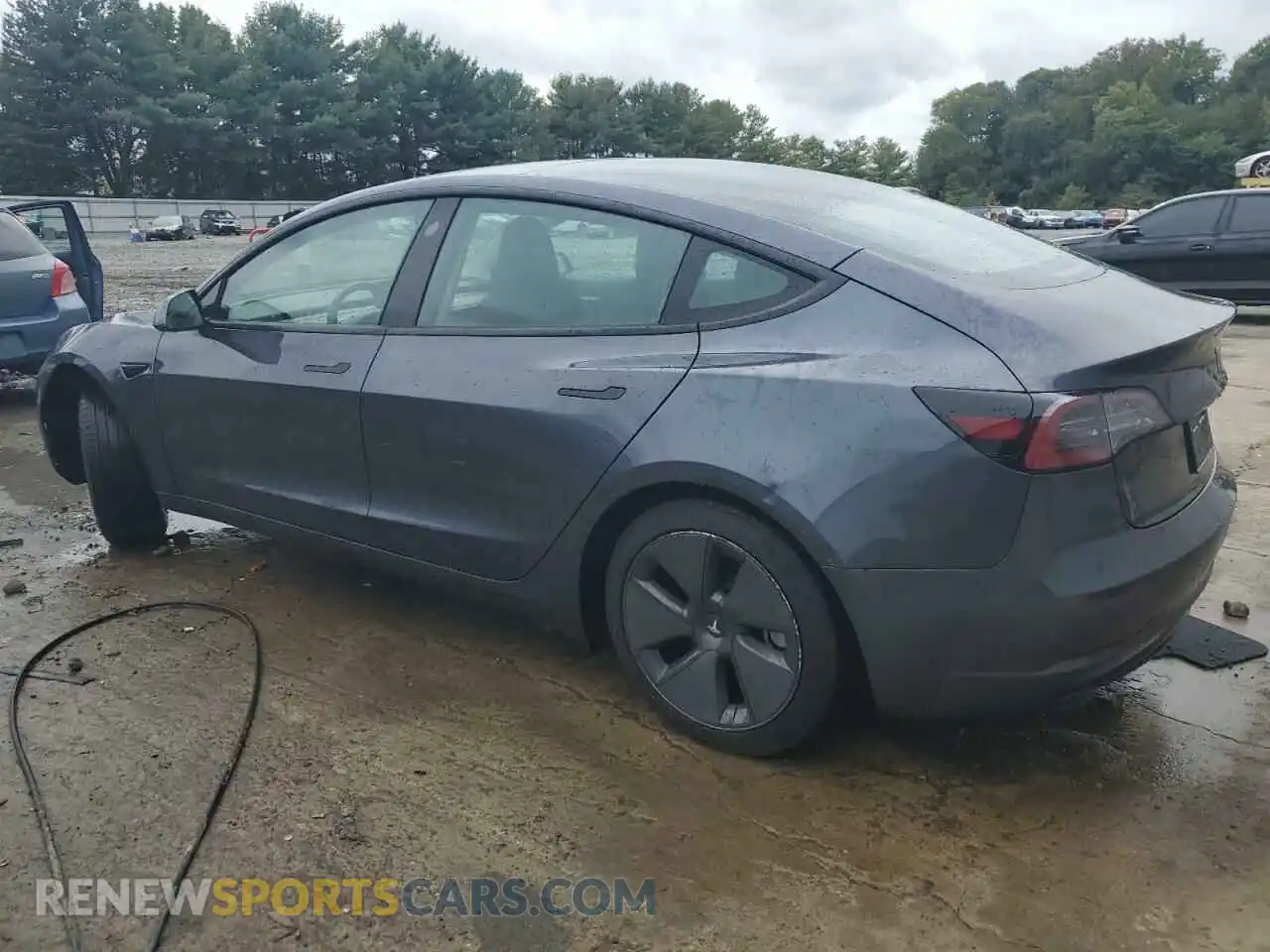 2 Photograph of a damaged car 5YJ3E1EA3PF699562 TESLA MODEL 3 2023