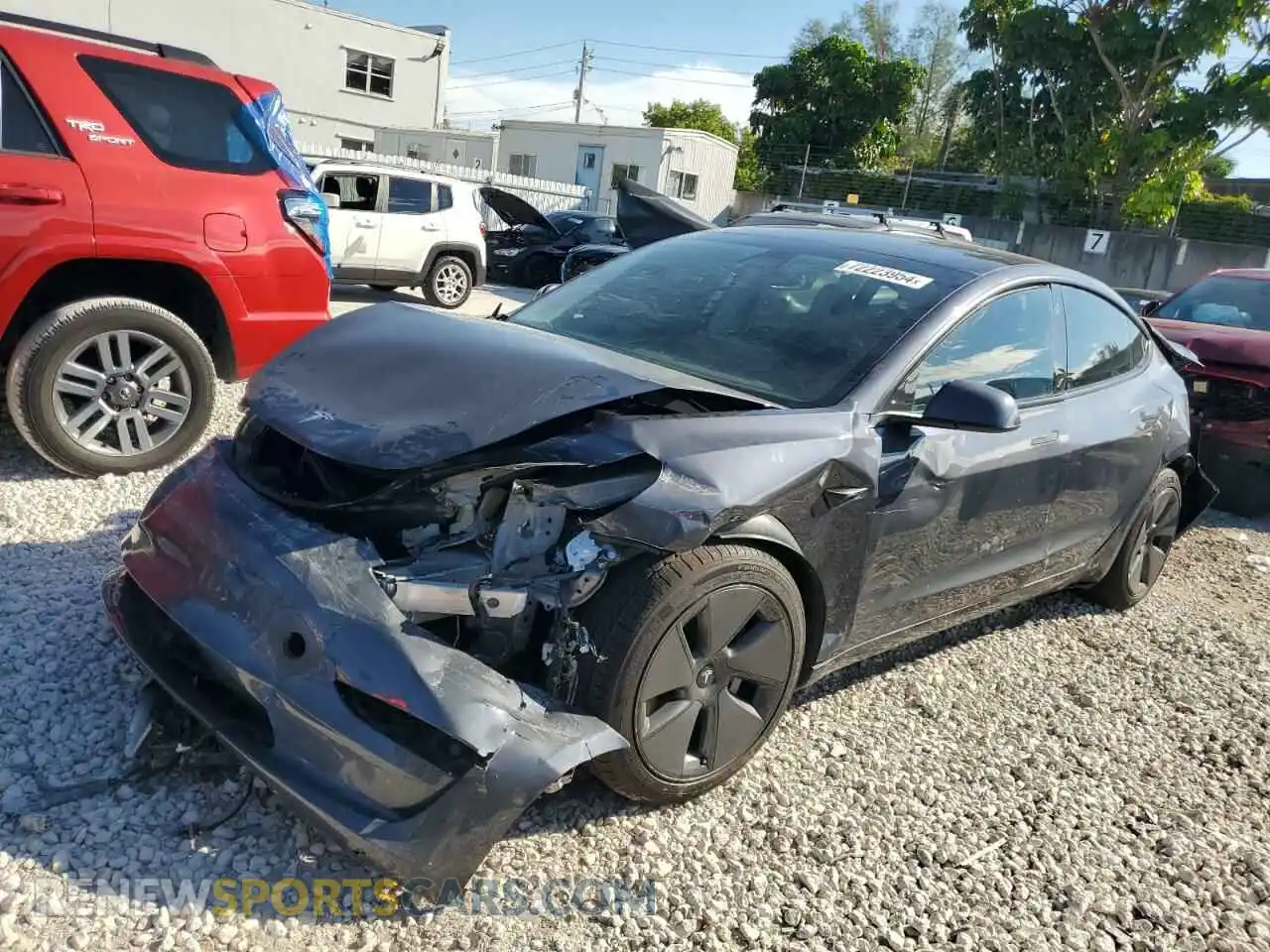 1 Photograph of a damaged car 5YJ3E1EA4PF421981 TESLA MODEL 3 2023