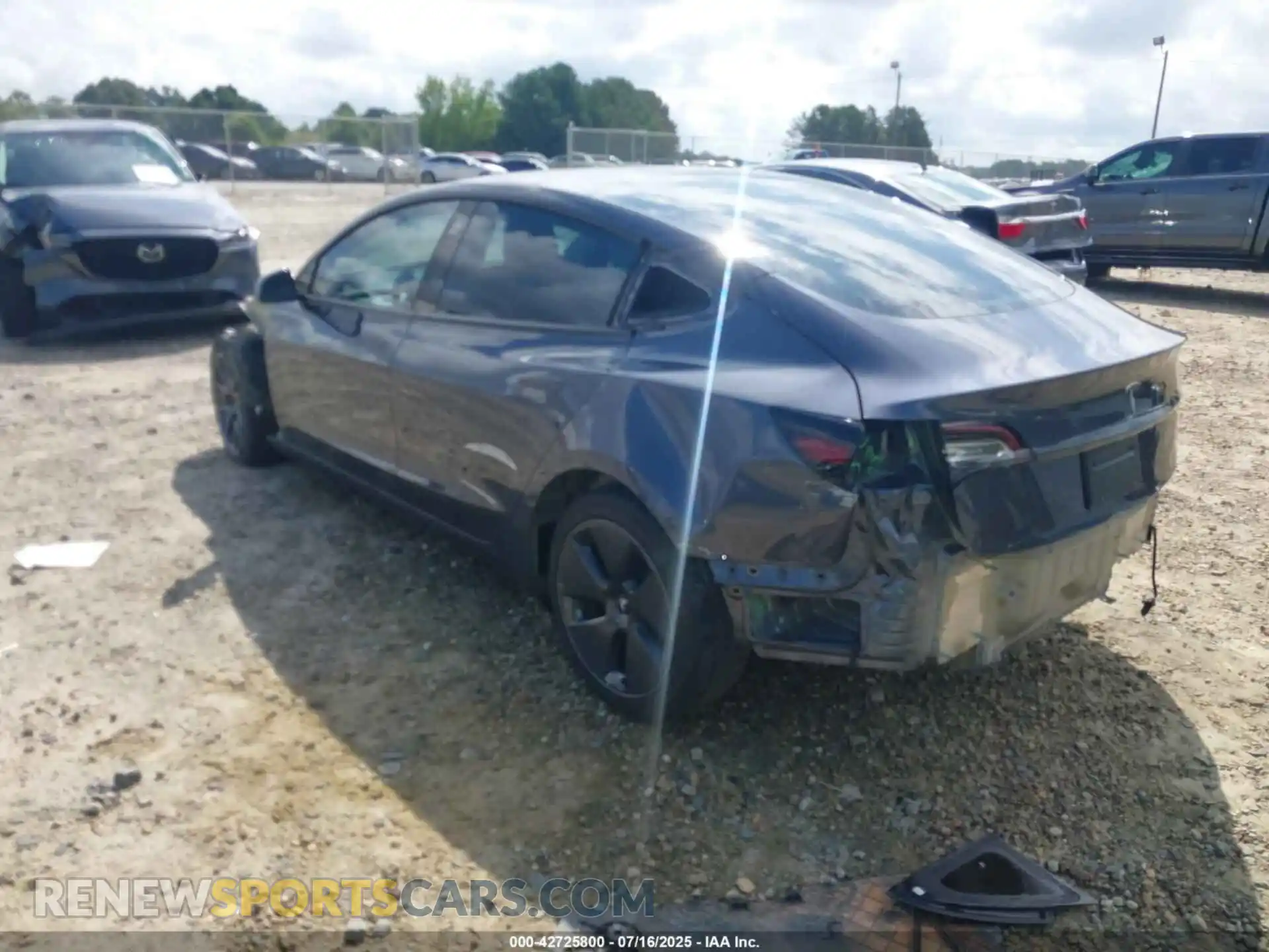 3 Photograph of a damaged car 5YJ3E1EA4PF424573 TESLA MODEL 3 2023