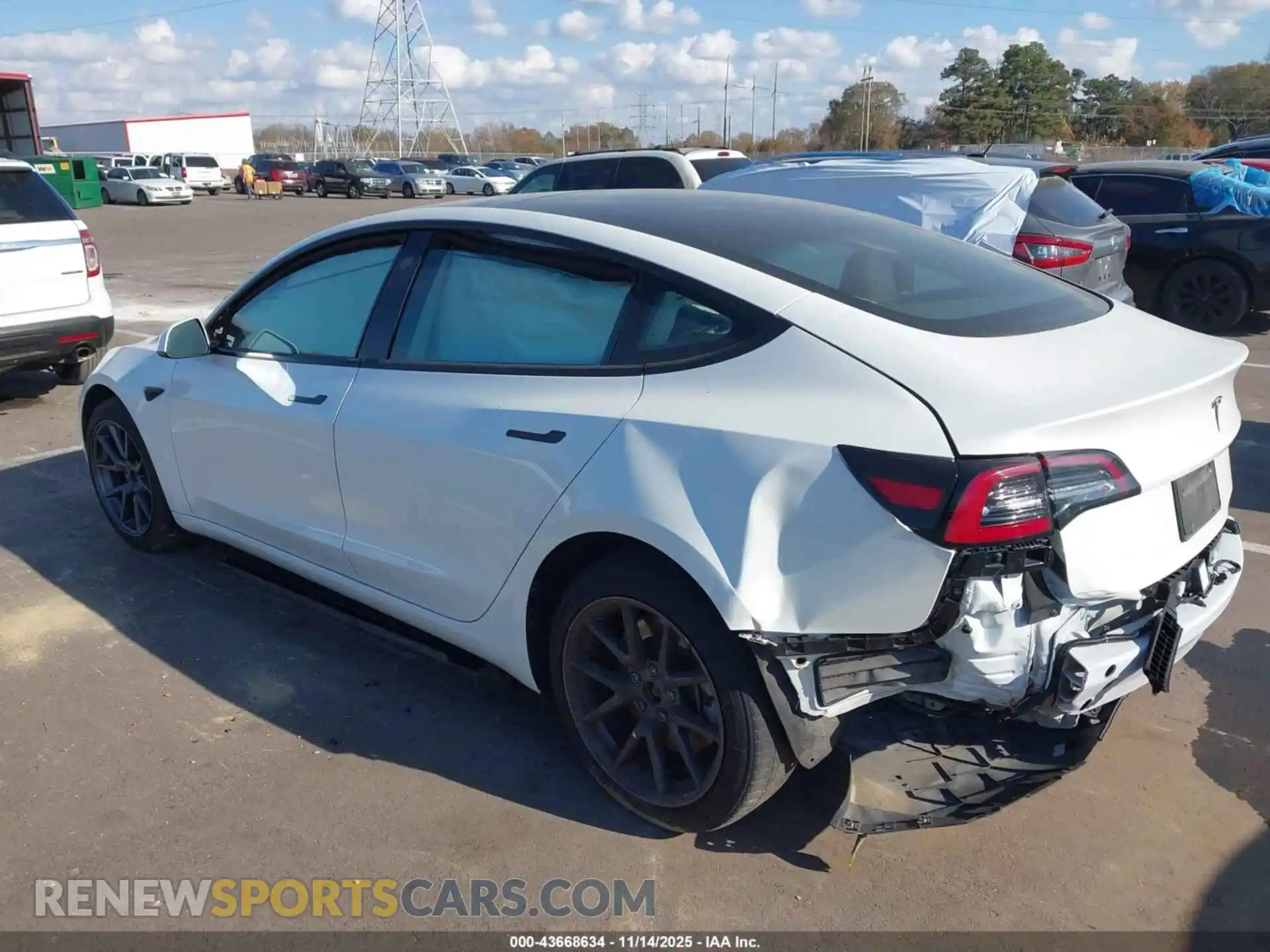 3 Photograph of a damaged car 5YJ3E1EA4PF501409 TESLA MODEL 3 2023