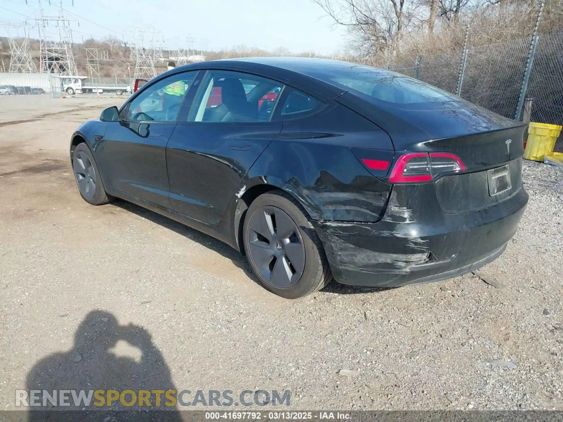 3 Photograph of a damaged car 5YJ3E1EA4PF509459 TESLA MODEL 3 2023