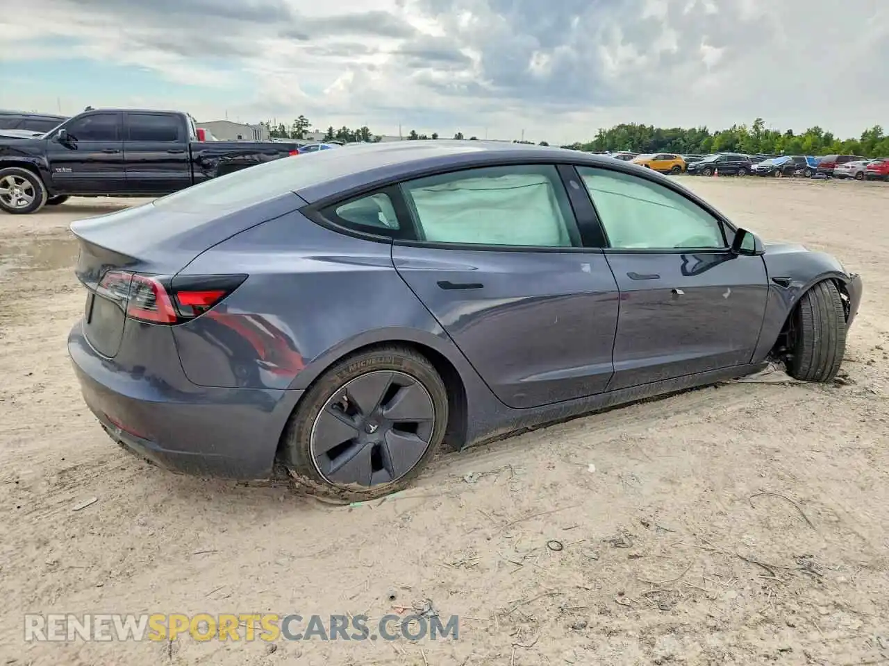 3 Photograph of a damaged car 5YJ3E1EA4PF644554 TESLA MODEL 3 2023