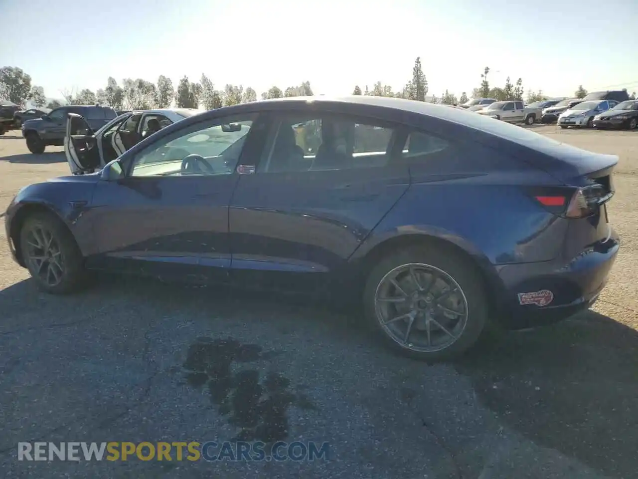 2 Photograph of a damaged car 5YJ3E1EA5PF457937 TESLA MODEL 3 2023