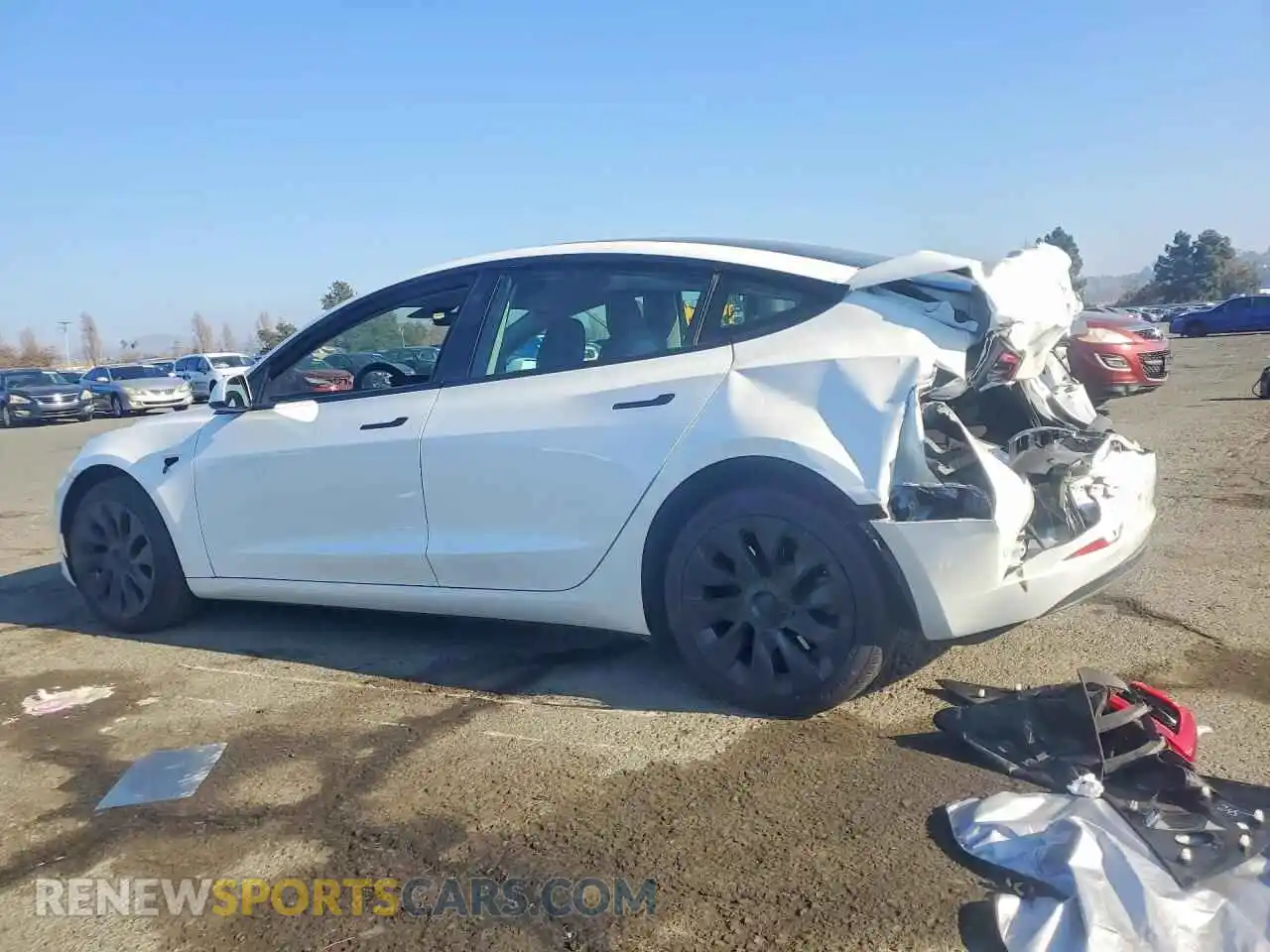 2 Photograph of a damaged car 5YJ3E1EA5PF470588 TESLA MODEL 3 2023
