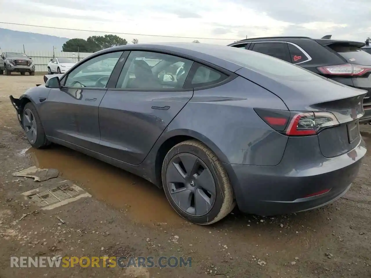 2 Photograph of a damaged car 5YJ3E1EA5PF504464 TESLA MODEL 3 2023