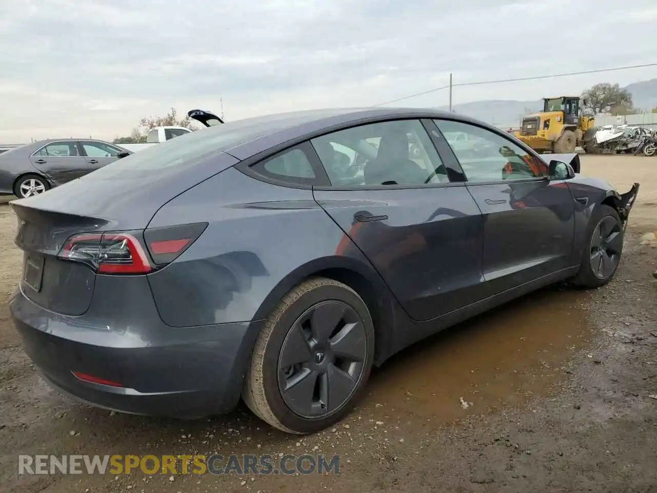 3 Photograph of a damaged car 5YJ3E1EA5PF504464 TESLA MODEL 3 2023