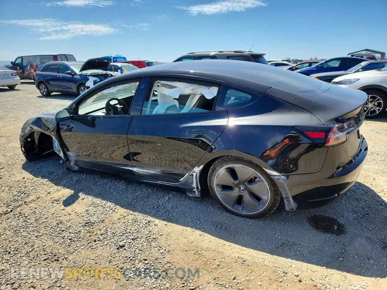 2 fotografías del automóvil dañado 5YJ3E1EA5PF542230 TESLA MODEL 3 2023