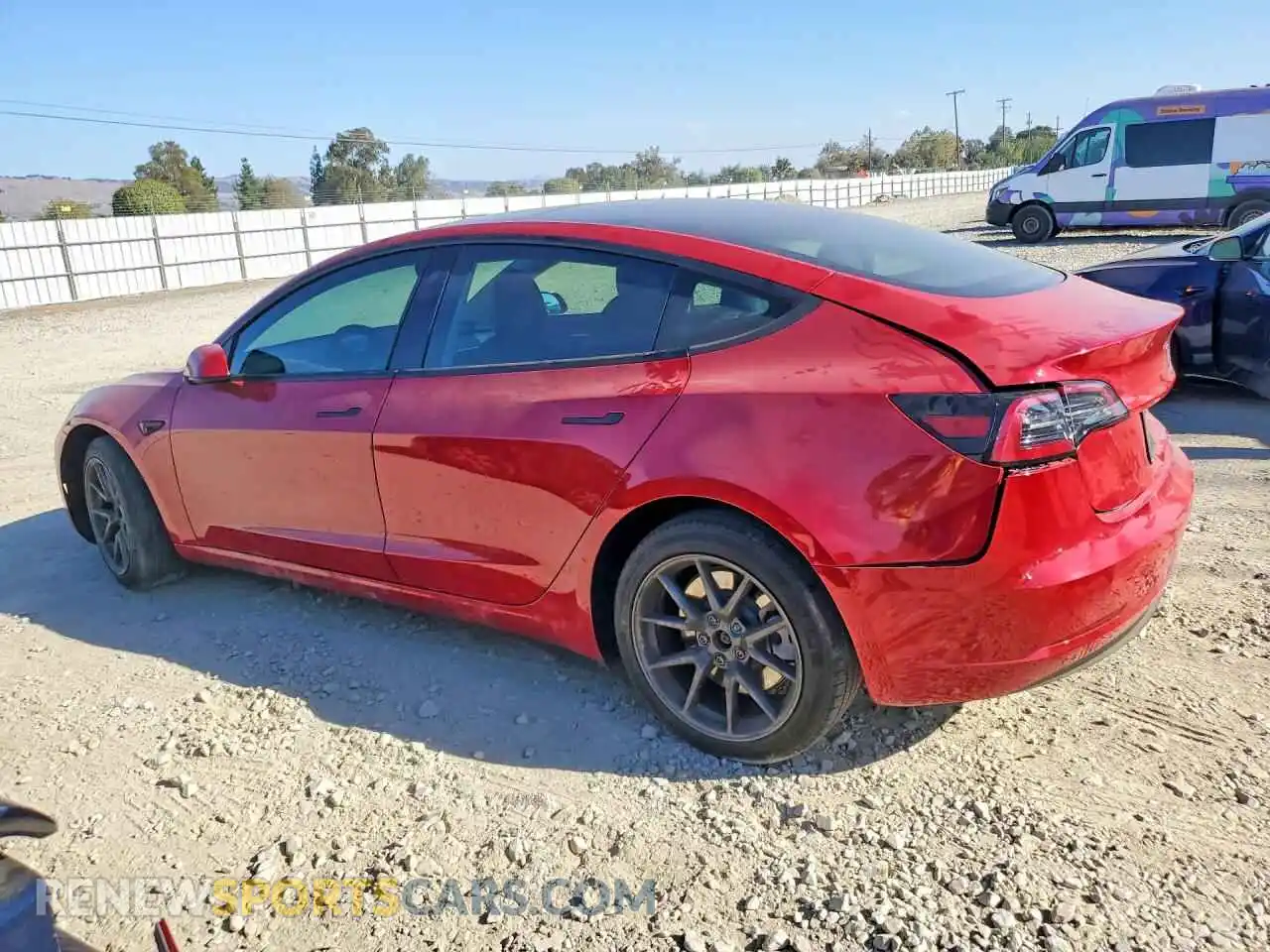 2 fotografías del automóvil dañado 5YJ3E1EA5PF552501 TESLA MODEL 3 2023
