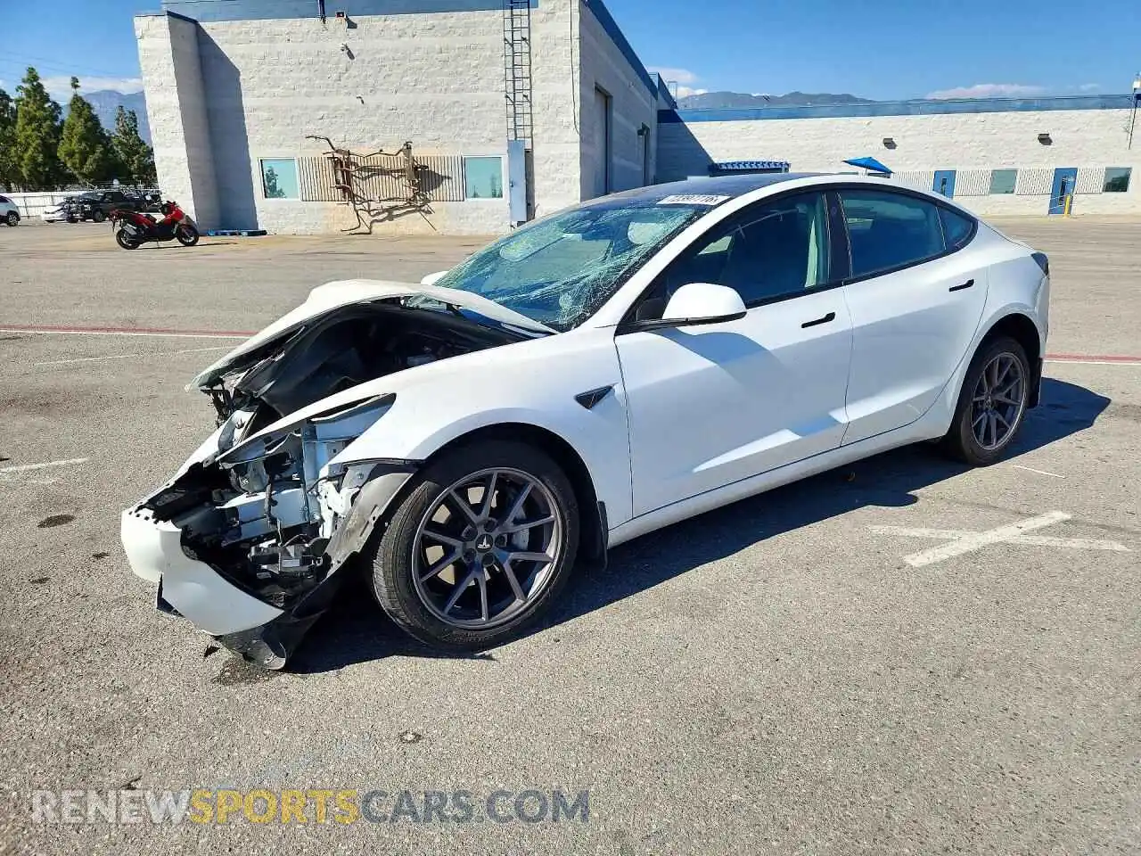 1 Photograph of a damaged car 5YJ3E1EA5PF563076 TESLA MODEL 3 2023