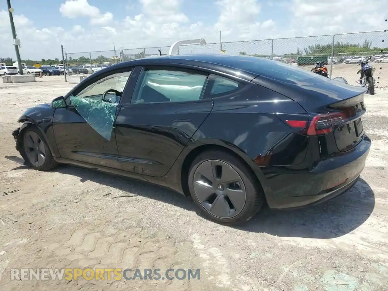 2 Photograph of a damaged car 5YJ3E1EA5PF598121 TESLA MODEL 3 2023