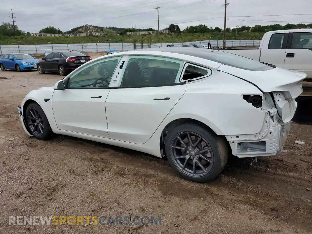 2 Photograph of a damaged car 5YJ3E1EA5PF607075 TESLA MODEL 3 2023
