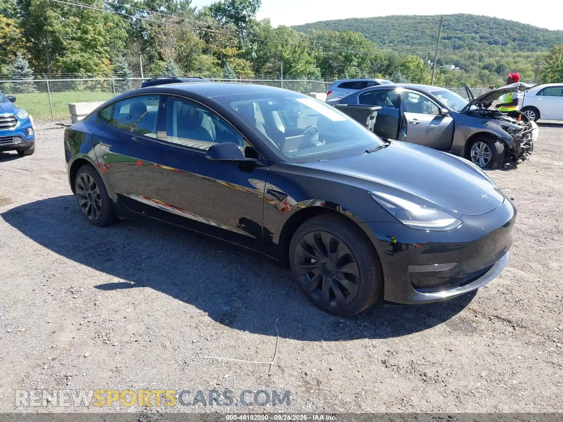 1 Photograph of a damaged car 5YJ3E1EA5PF640402 TESLA MODEL 3 2023