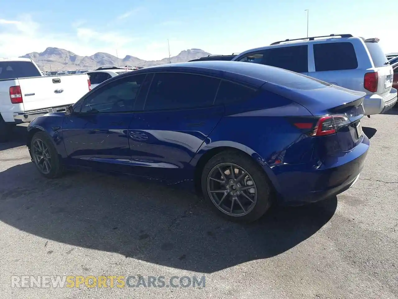 2 Photograph of a damaged car 5YJ3E1EA5PF652212 TESLA MODEL 3 2023