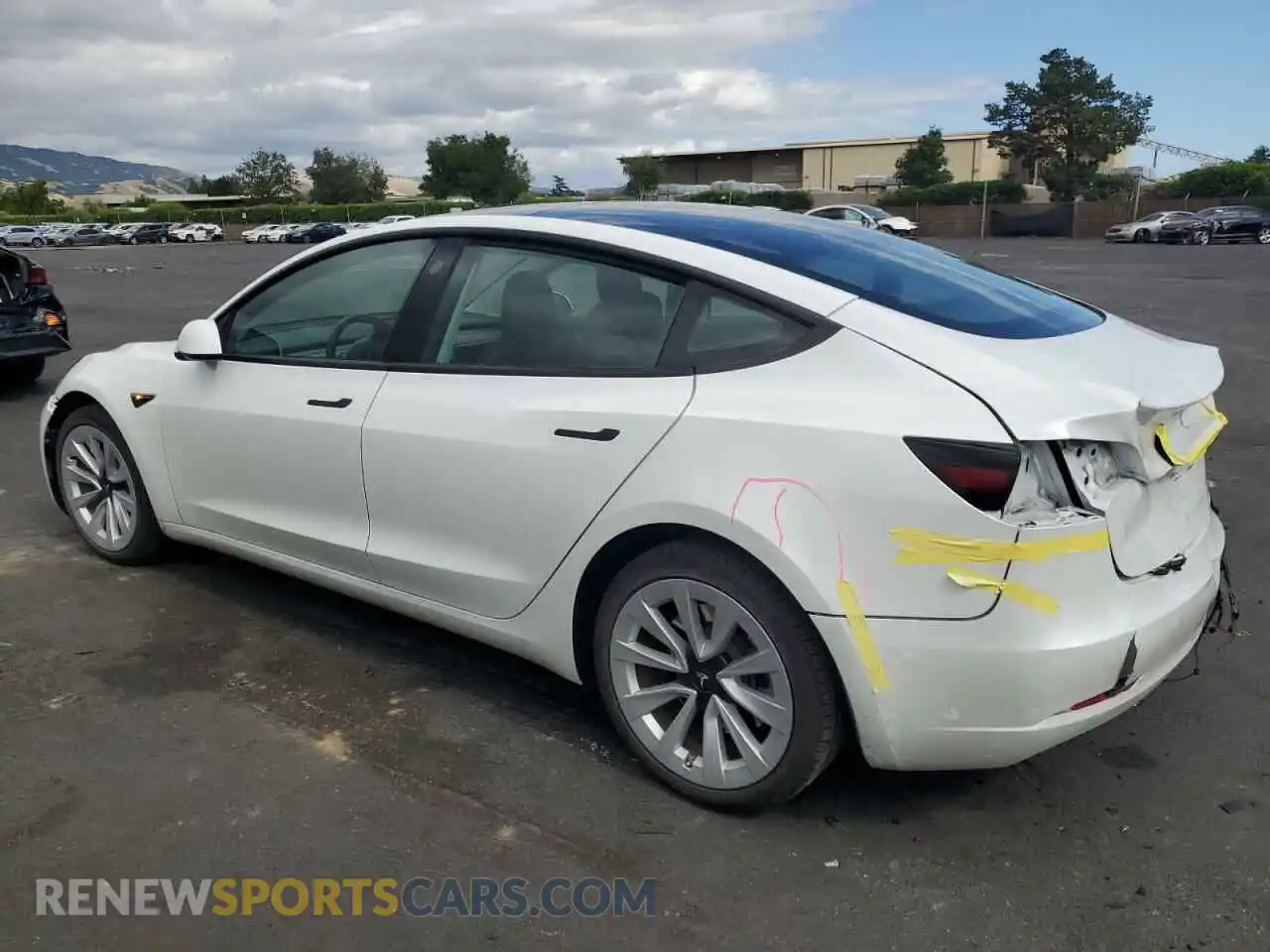 2 Фотография поврежденного автомобиля 5YJ3E1EA6PF451337 TESLA MODEL 3 2023