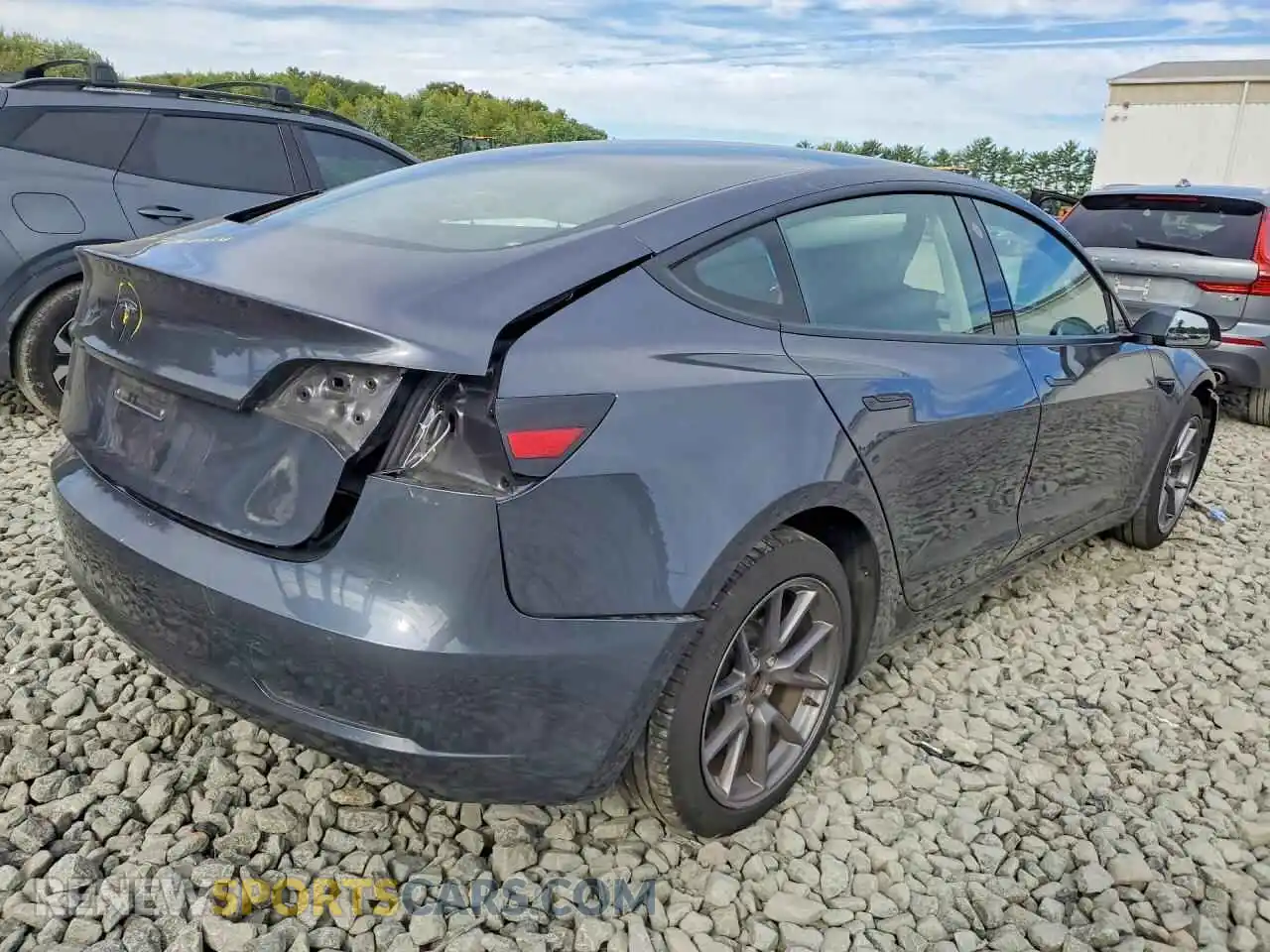 3 fotografías del automóvil dañado 5YJ3E1EA6PF674302 TESLA MODEL 3 2023