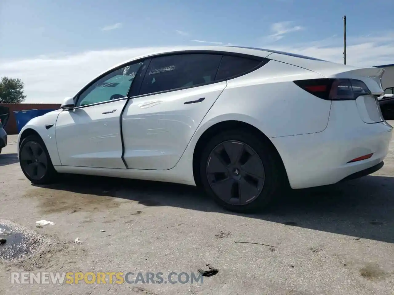 2 Photograph of a damaged car 5YJ3E1EA7PF399751 TESLA MODEL 3 2023