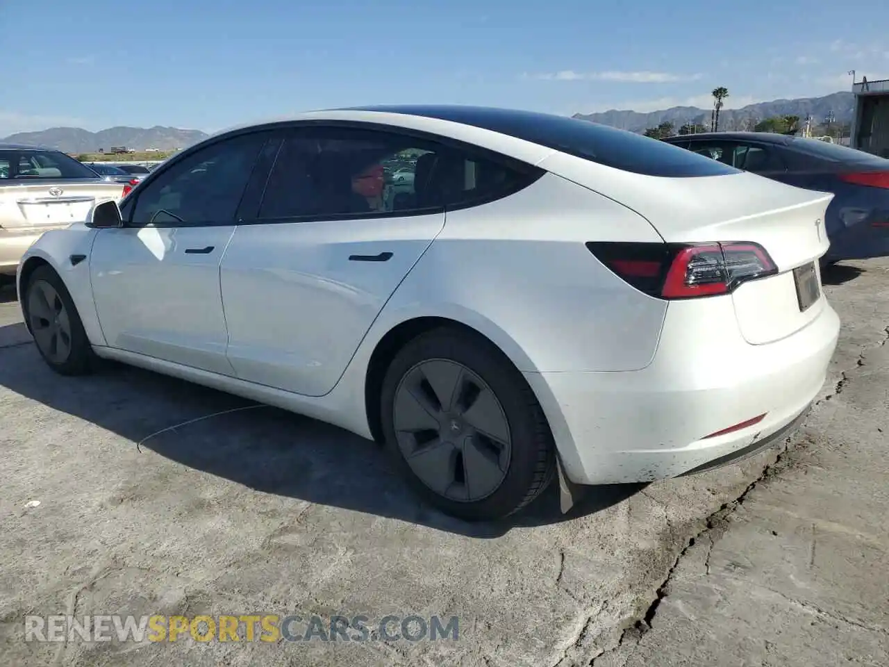 2 Фотография поврежденного автомобиля 5YJ3E1EA7PF503364 TESLA MODEL 3 2023