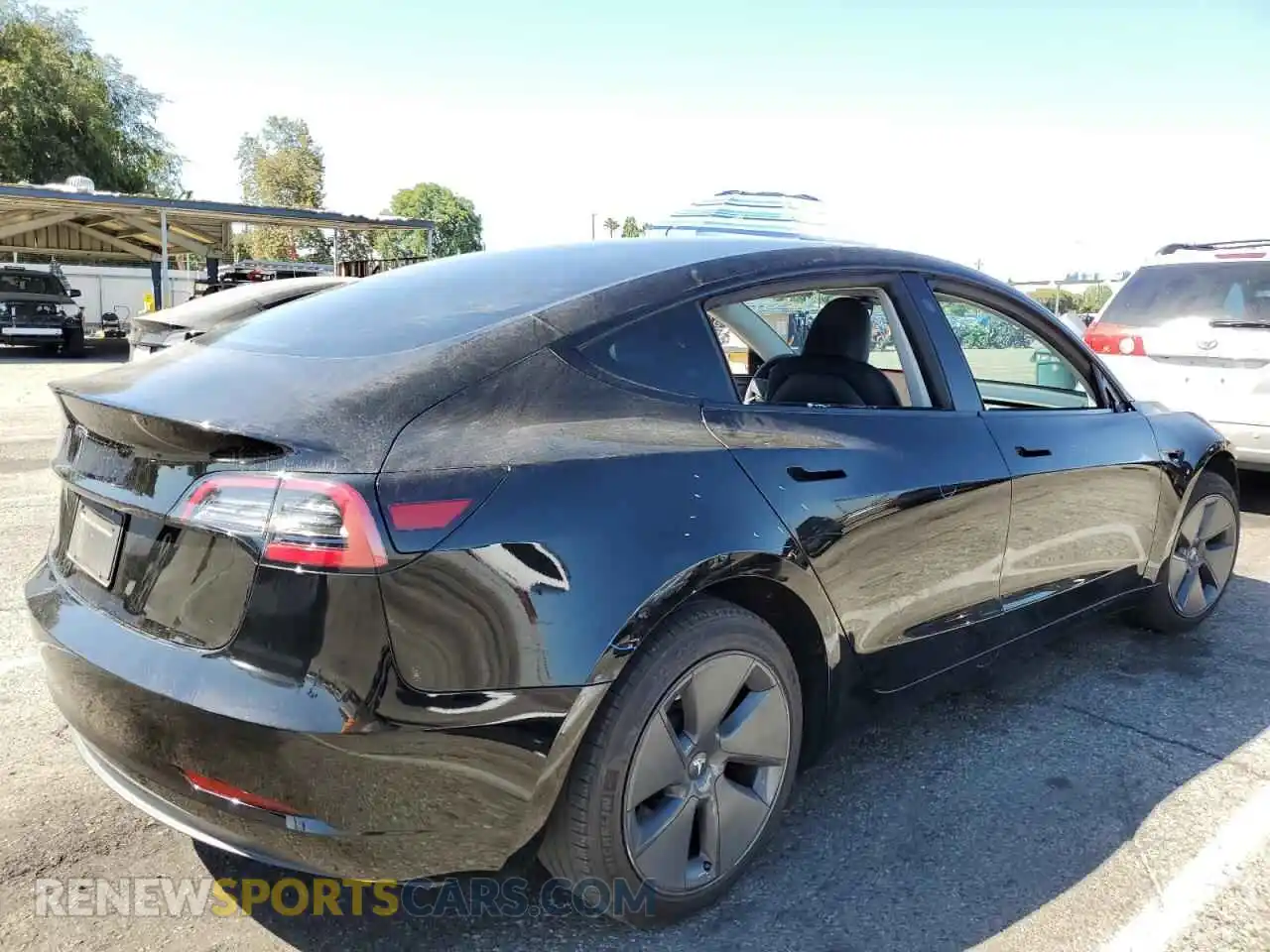 3 Photograph of a damaged car 5YJ3E1EA7PF556002 TESLA MODEL 3 2023
