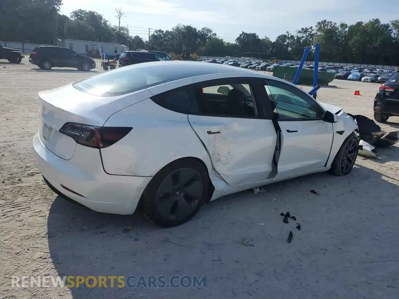 3 Photograph of a damaged car 5YJ3E1EA7PF568957 TESLA MODEL 3 2023