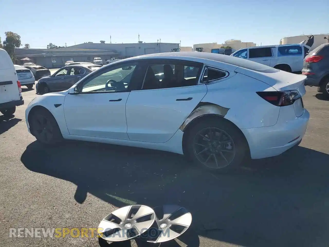 2 fotografías del automóvil dañado 5YJ3E1EA7PF574189 TESLA MODEL 3 2023