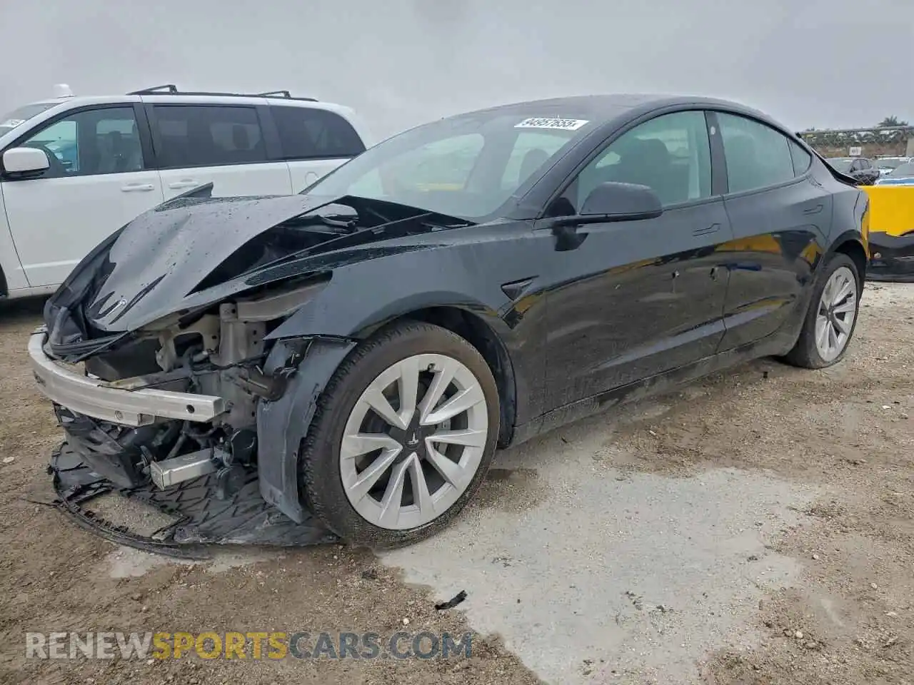 1 Photograph of a damaged car 5YJ3E1EA7PF582972 TESLA MODEL 3 2023