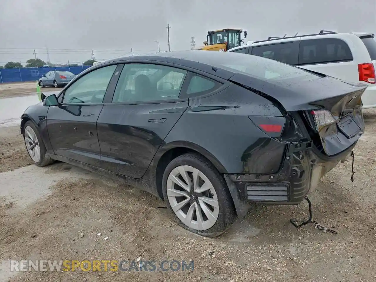 2 Photograph of a damaged car 5YJ3E1EA7PF582972 TESLA MODEL 3 2023