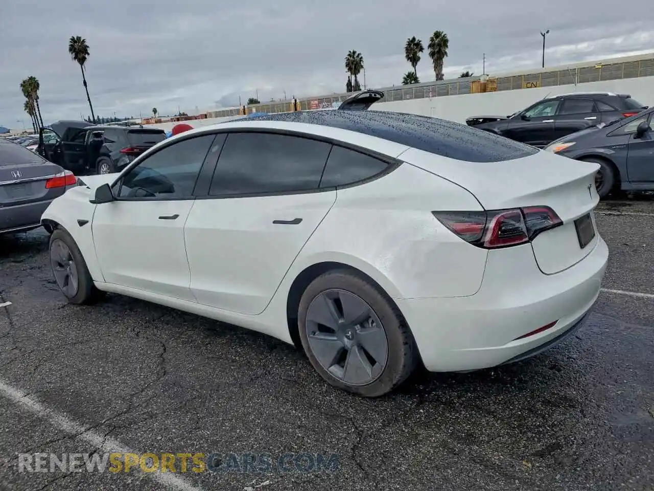 2 Photograph of a damaged car 5YJ3E1EA7PF584219 TESLA MODEL 3 2023