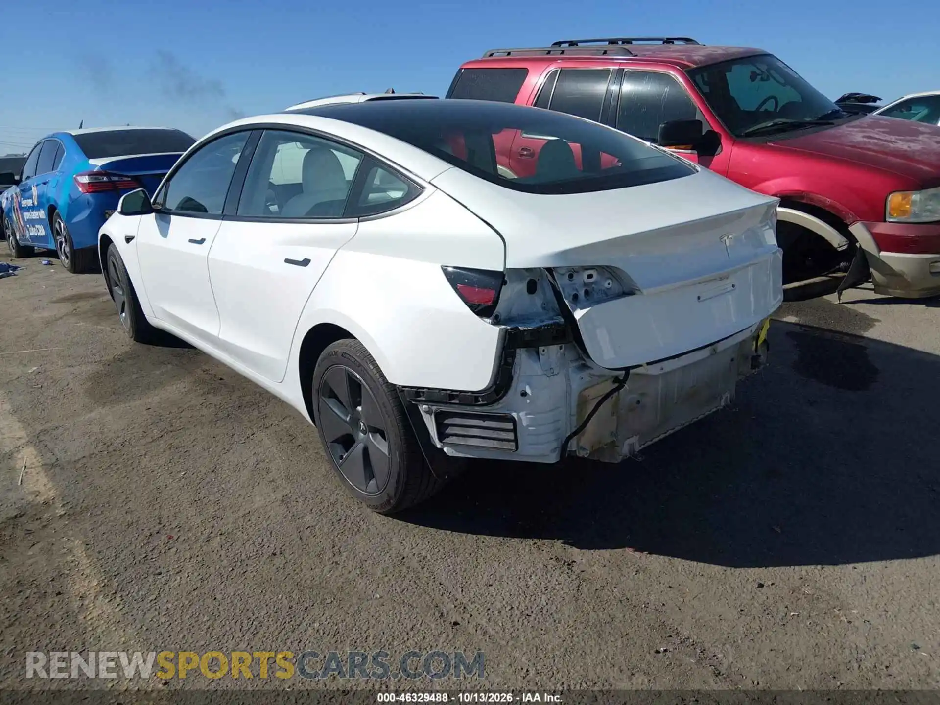3 Photograph of a damaged car 5YJ3E1EA7PF669013 TESLA MODEL 3 2023