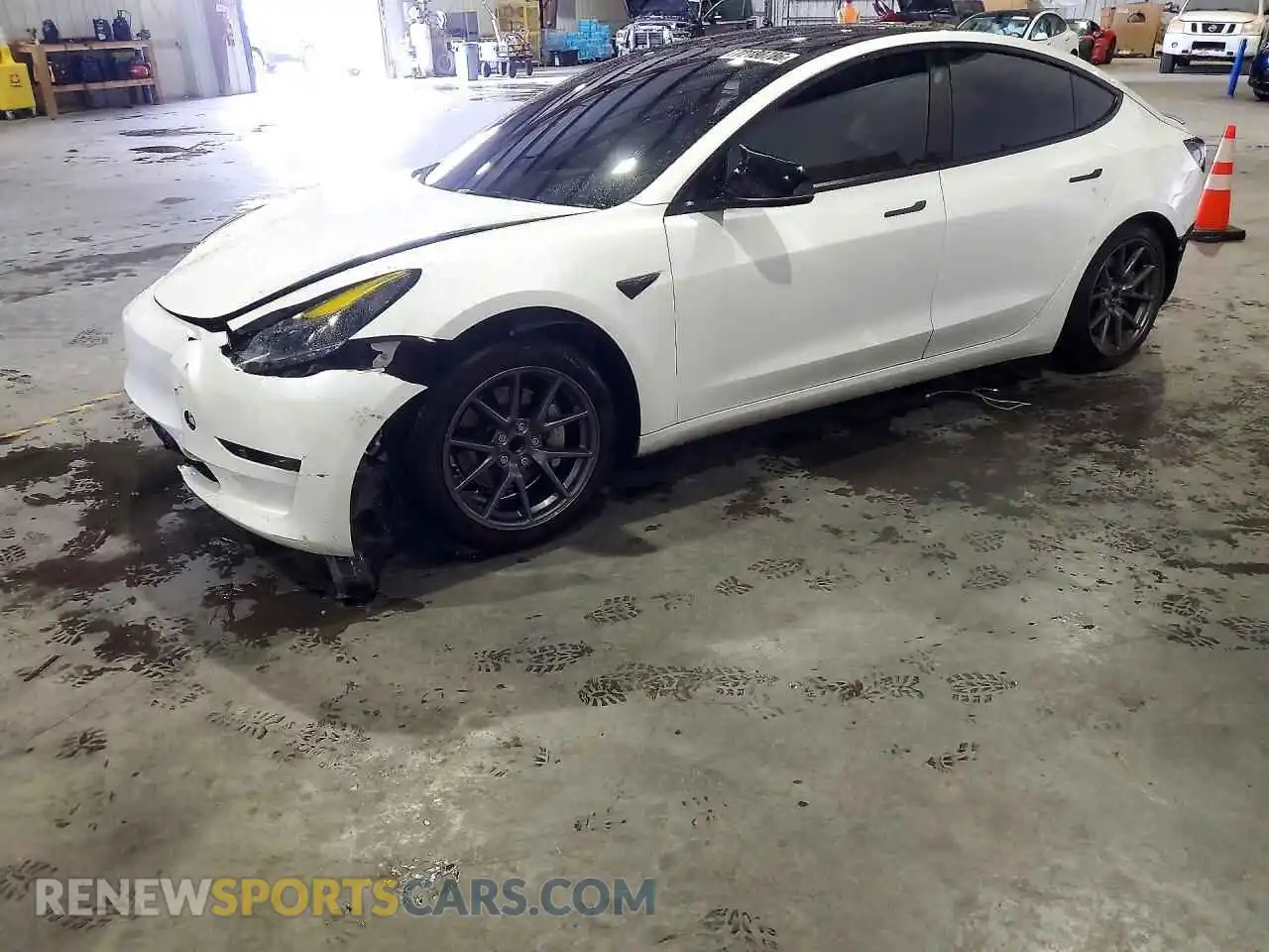 1 Фотография поврежденного автомобиля 5YJ3E1EA7PF671344 TESLA MODEL 3 2023