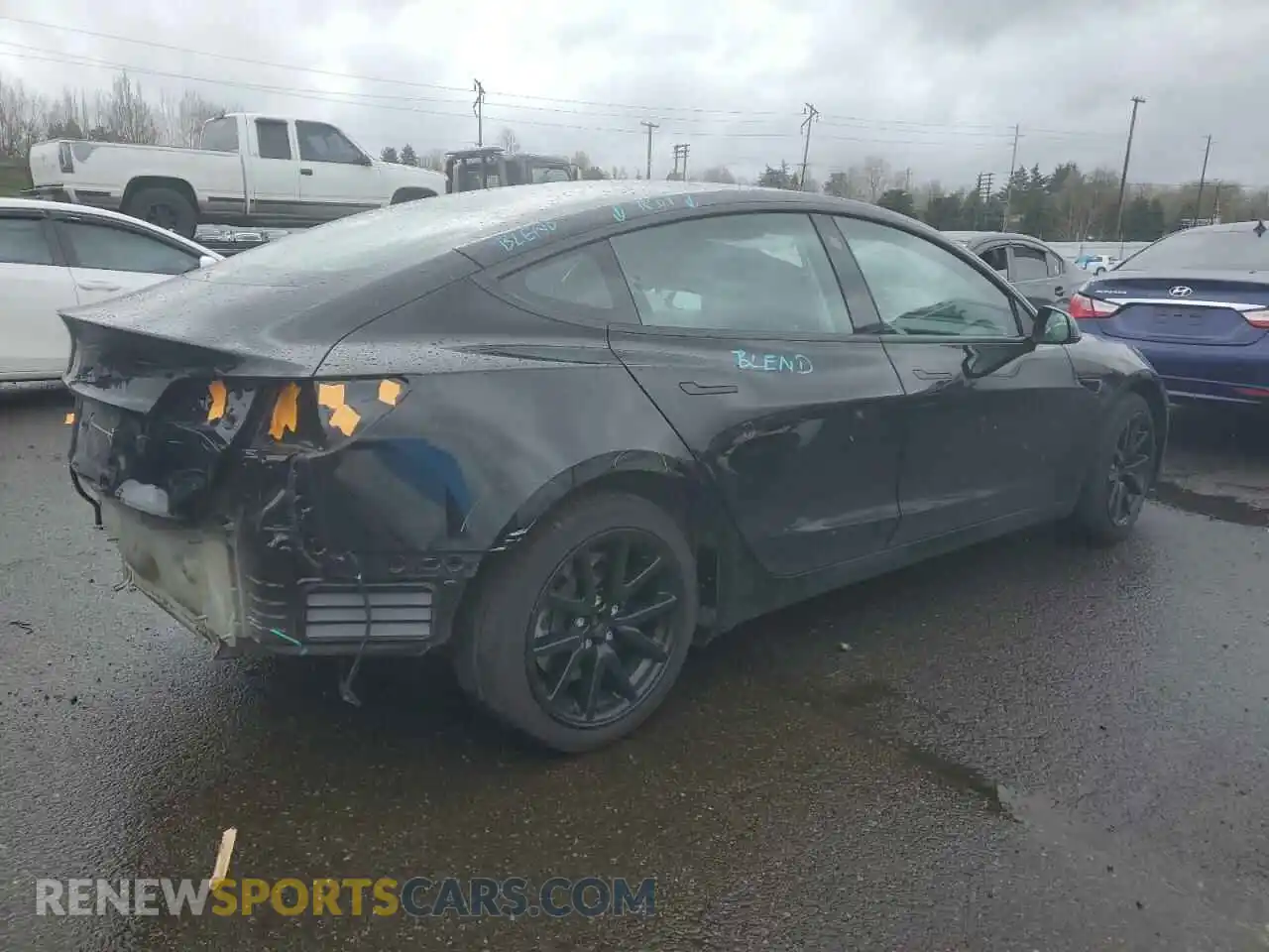 3 Photograph of a damaged car 5YJ3E1EA7PF694929 TESLA MODEL 3 2023