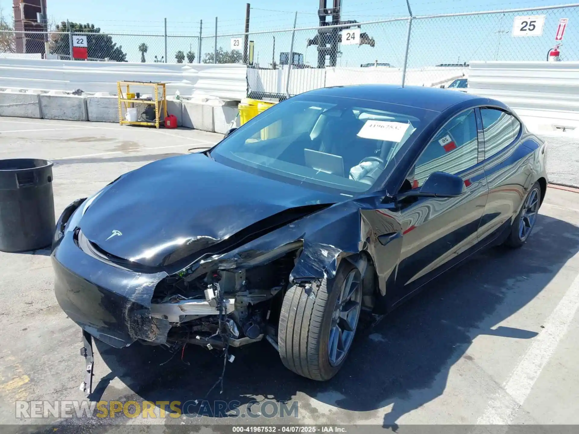 2 Photograph of a damaged car 5YJ3E1EA8PF403113 TESLA MODEL 3 2023