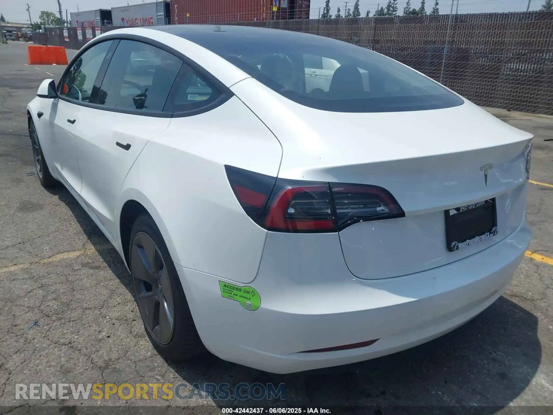 3 Фотография поврежденного автомобиля 5YJ3E1EA8PF450528 TESLA MODEL 3 2023