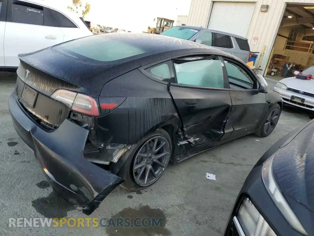 3 Photograph of a damaged car 5YJ3E1EA8PF459519 TESLA MODEL 3 2023