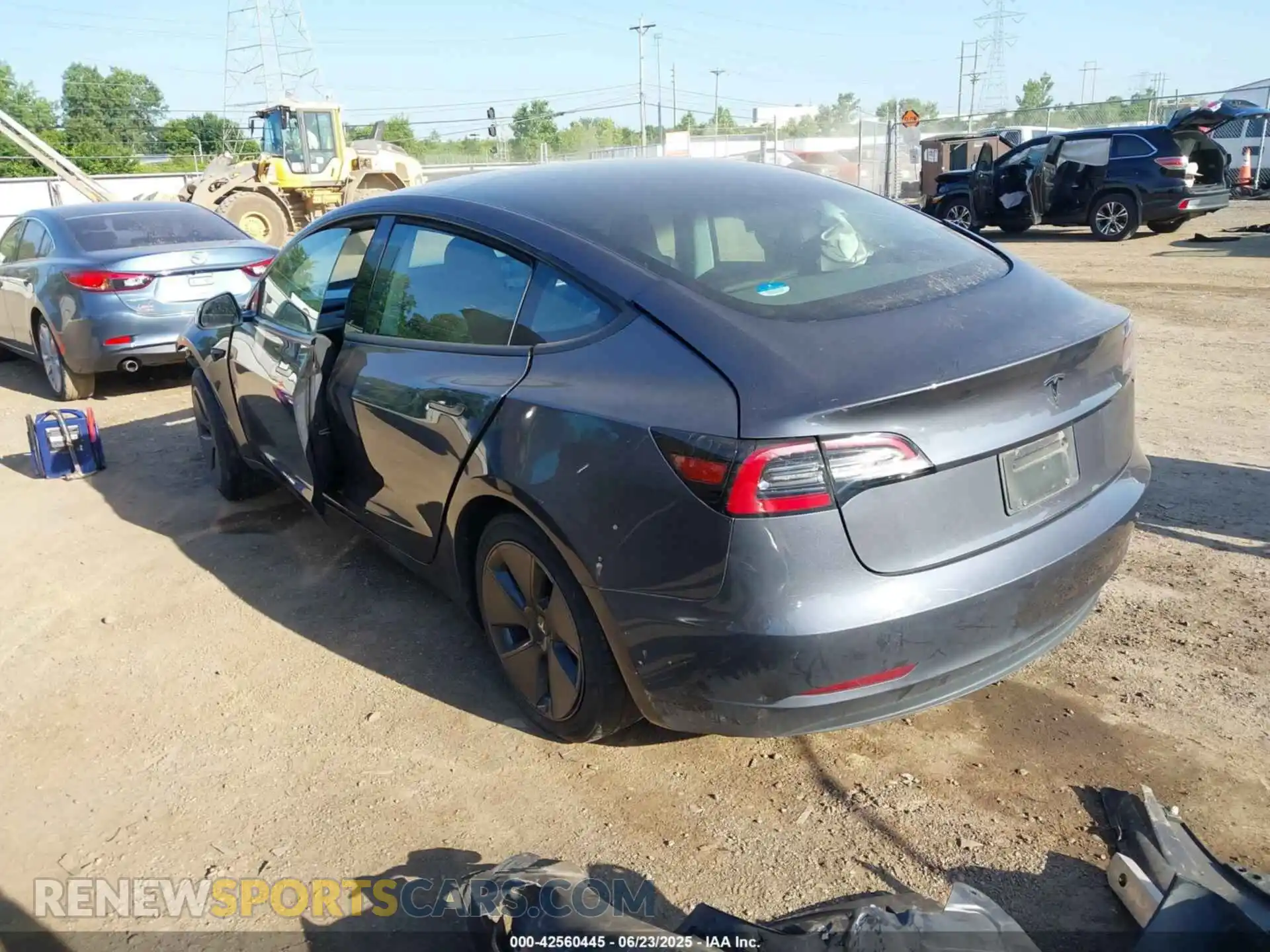 3 Photograph of a damaged car 5YJ3E1EA8PF488065 TESLA MODEL 3 2023