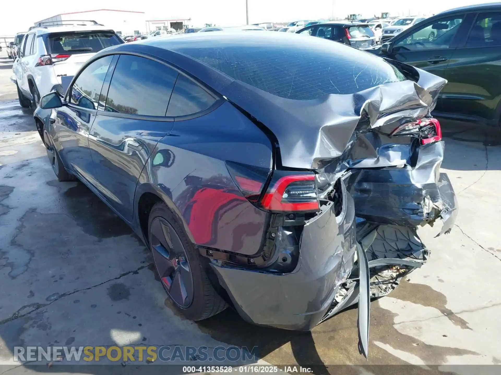 3 fotografías del automóvil dañado 5YJ3E1EA8PF509089 TESLA MODEL 3 2023