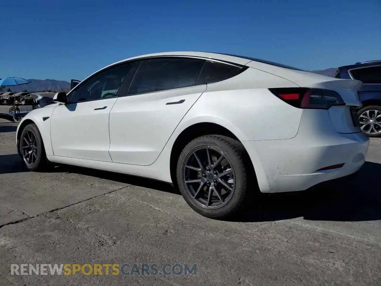 2 Photograph of a damaged car 5YJ3E1EA8PF515930 TESLA MODEL 3 2023