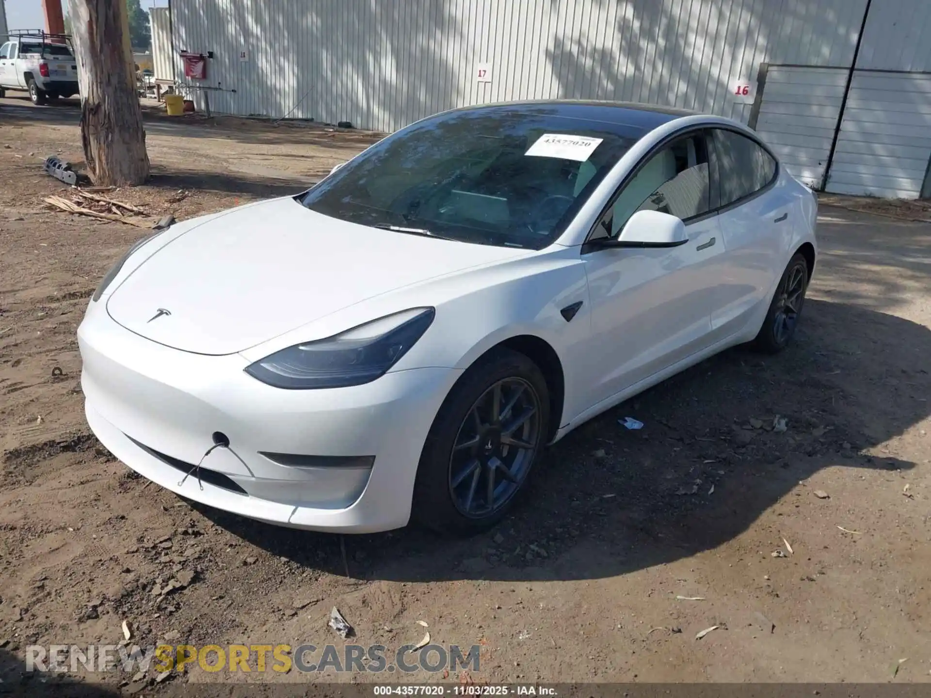 2 fotografías del automóvil dañado 5YJ3E1EA8PF590093 TESLA MODEL 3 2023