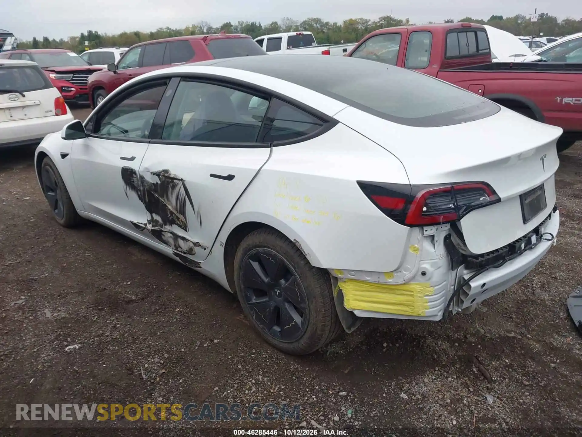 3 Photograph of a damaged car 5YJ3E1EA8PF606275 TESLA MODEL 3 2023