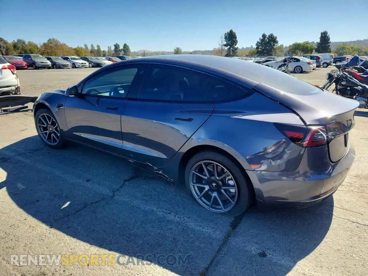 2 fotografías del automóvil dañado 5YJ3E1EA8PF645819 TESLA MODEL 3 2023