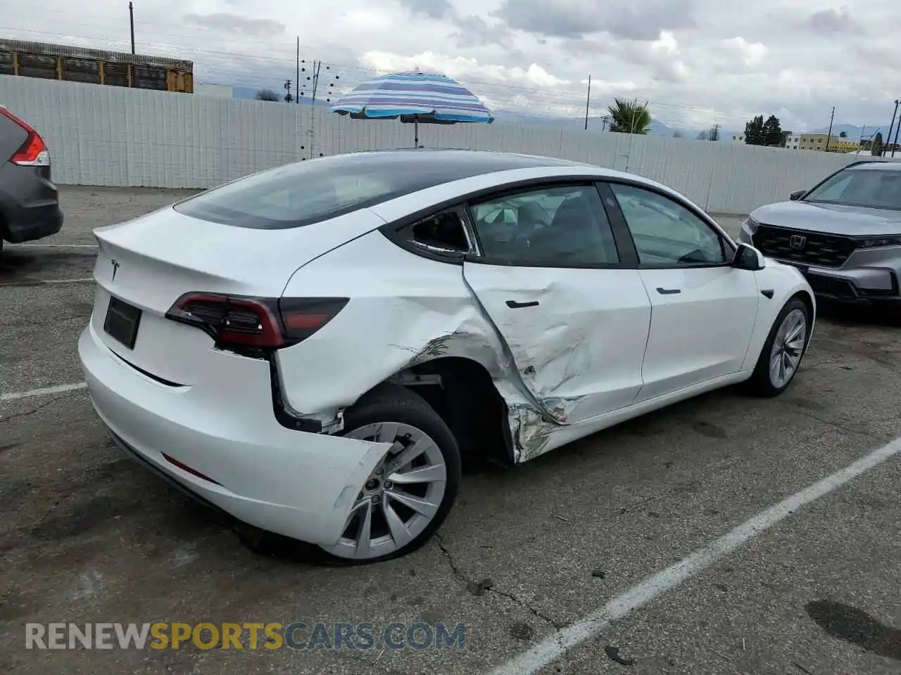 3 Фотография поврежденного автомобиля 5YJ3E1EA8PF683731 TESLA MODEL 3 2023