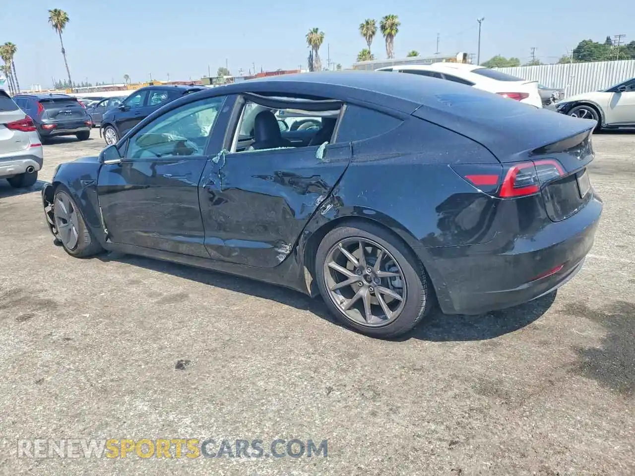 2 Photograph of a damaged car 5YJ3E1EA8PF707316 TESLA MODEL 3 2023